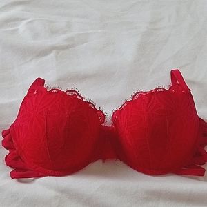 Victoria's Secret Red Lace Date Push Up Bra